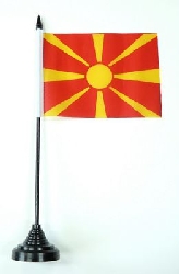 Nordmazedonien Tisch-Fahne mit Fuss | 10 x 15 cm
