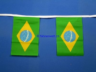 Fahnenkette Brasilien gedruckt aus Stoff | 30 Fahnen 15 x 22.5 cm 9 m lang