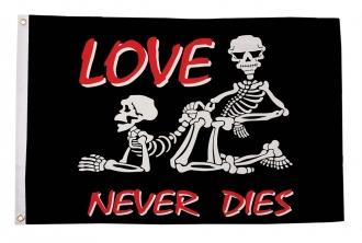 Liebe stirbt nie / Love Never Dies  Fahne gedruckt | 90 x 150 cm