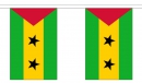 Fahnenkette São Tomé und Príncipe gedruckt aus Stoff | 30 Fahnen 15 x 22.5 cm 9 m lang