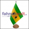 Sao Tome und Principe Tisch-Fahne aus Stoff mit Holzsockel | 22.5 x 15 cm