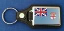 Fidschi Schlüsselanhänger aus Metall und Kunstleder | ca. 95 X 37  mm